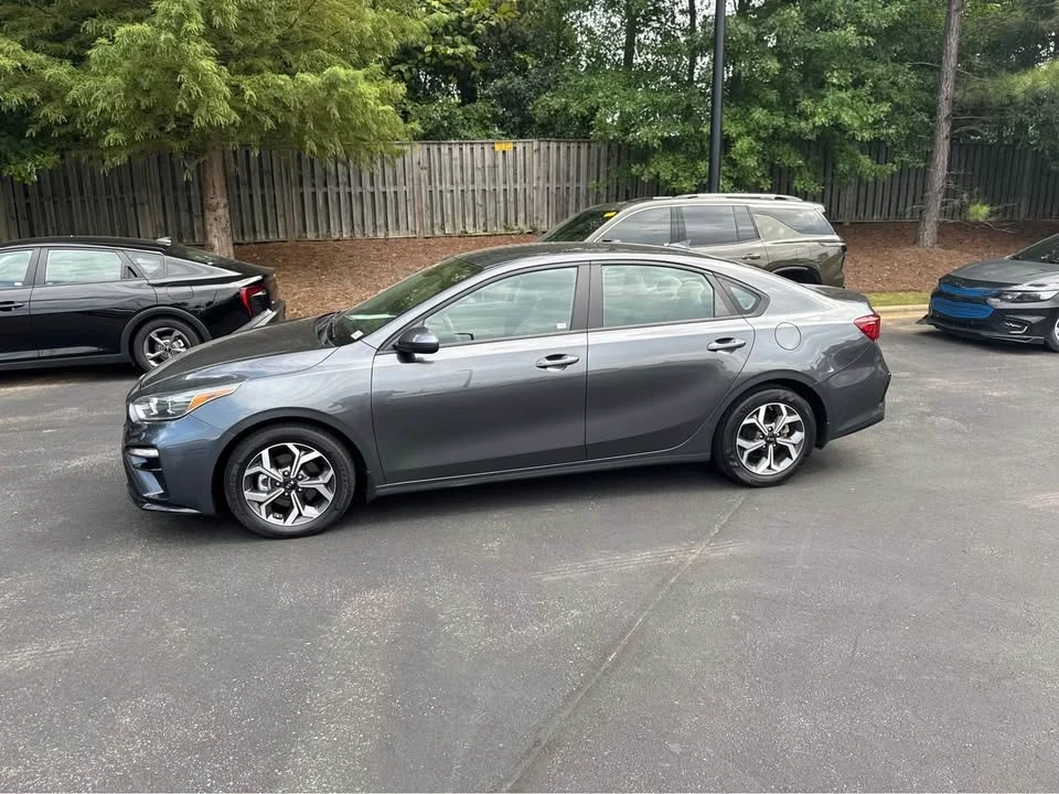 2021 Kia Forte - Image 3 of 8