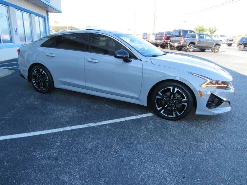 2021 Kia Optima/K5 - Image 10 of 12