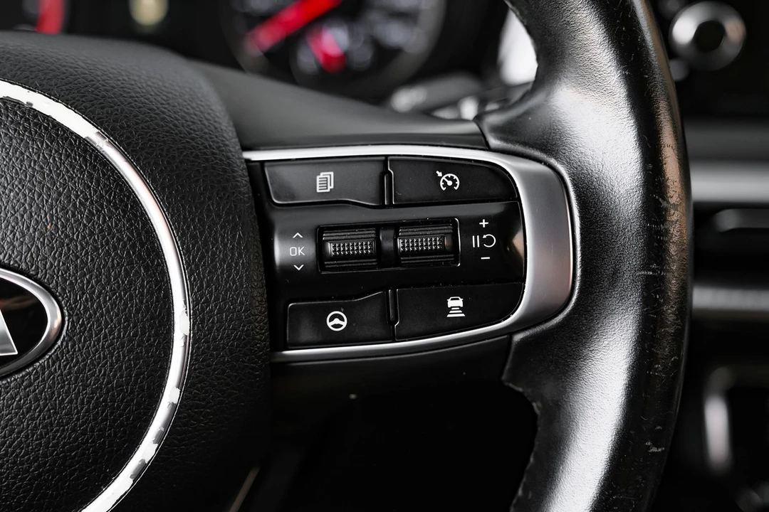 2021 Kia Optima/K5 - Image 17 of 21