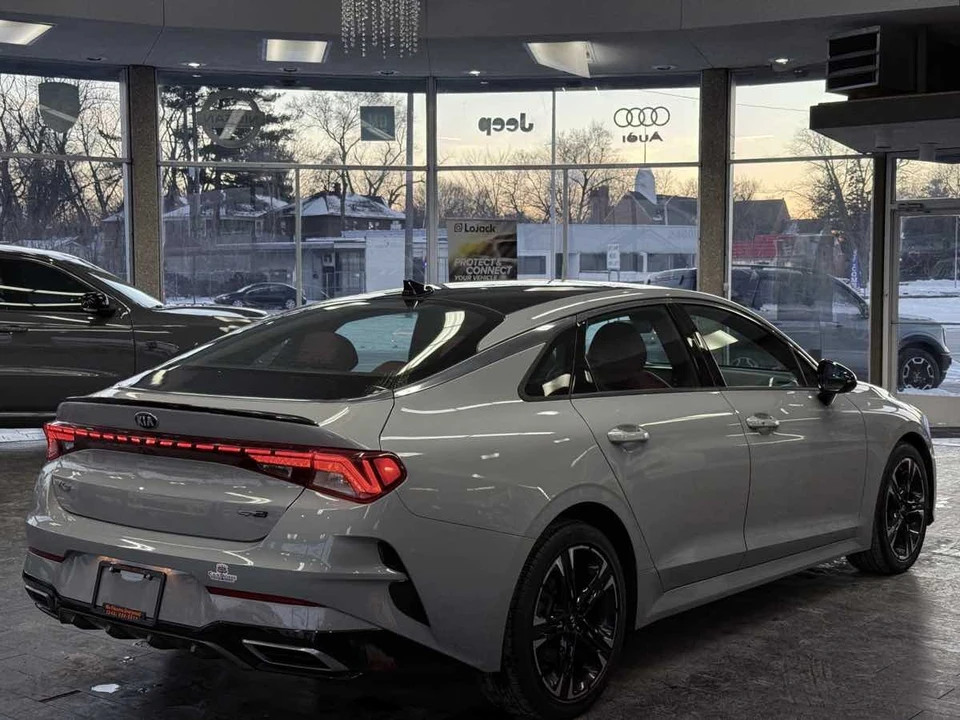2021 Kia Optima/K5 - Image 8 of 12