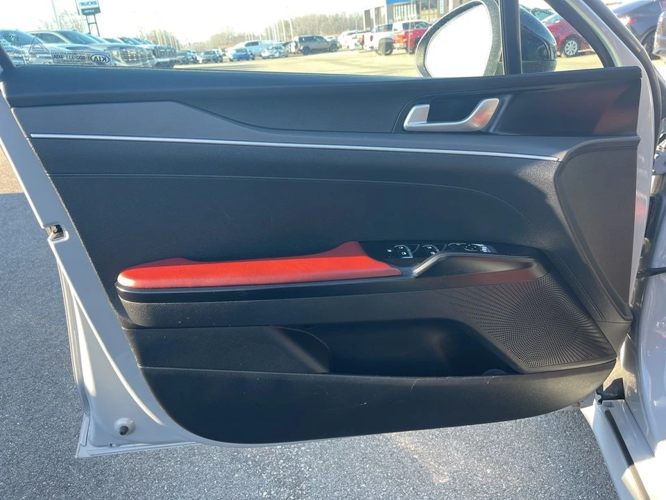 2021 Kia Optima/K5 - Image 9 of 12