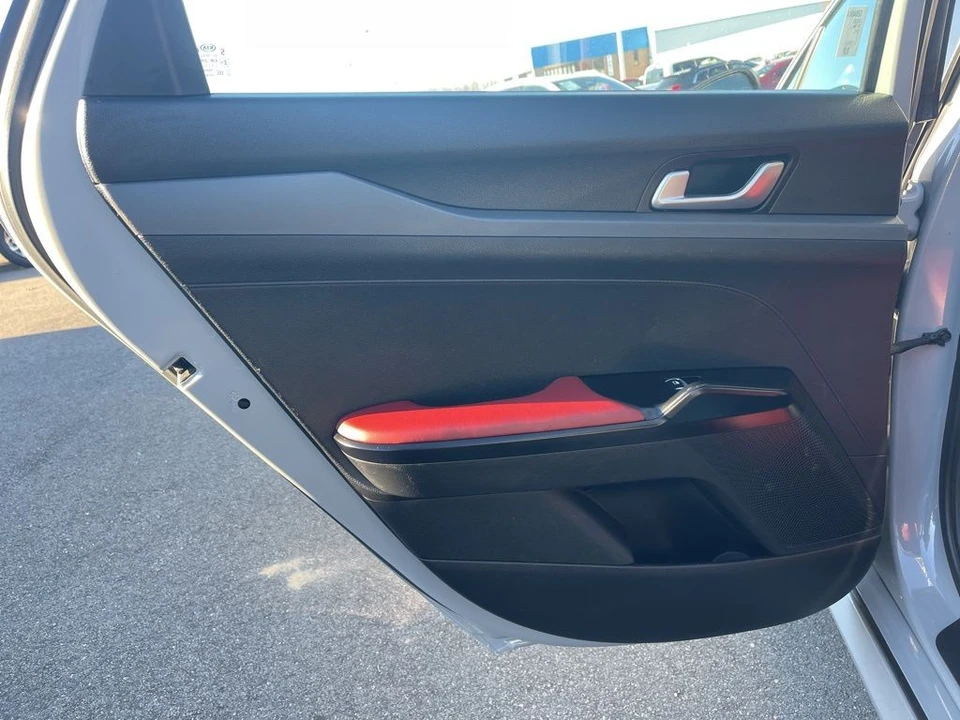 2021 Kia Optima/K5 - Image 12 of 12