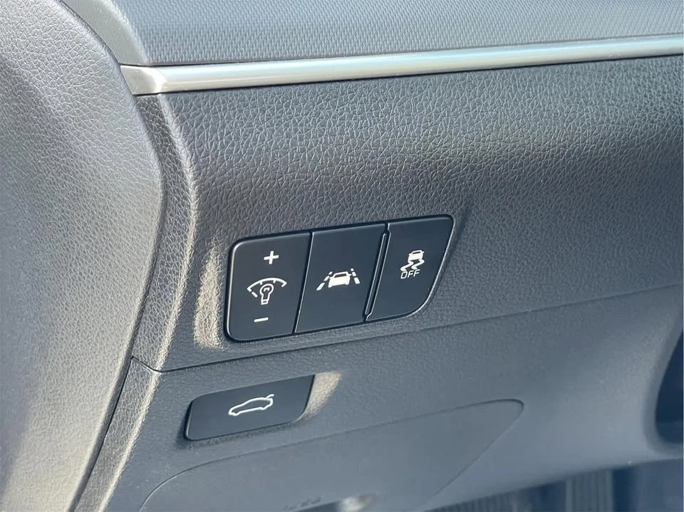 2021 Kia Optima/K5 - Image 9 of 18