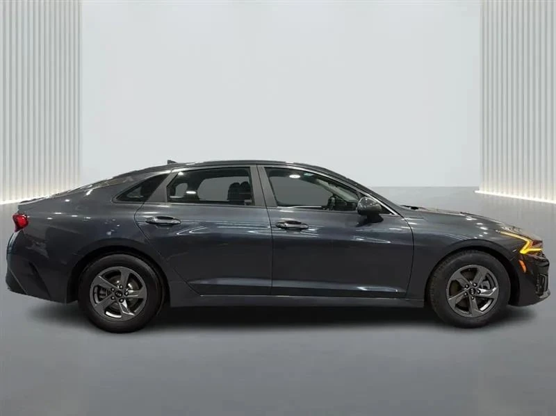 2021 Kia Optima/K5 - Image 6 of 12
