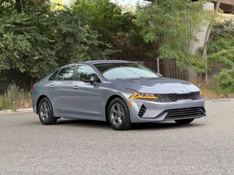 2021 Kia Optima/K5 - Image 3 of 12