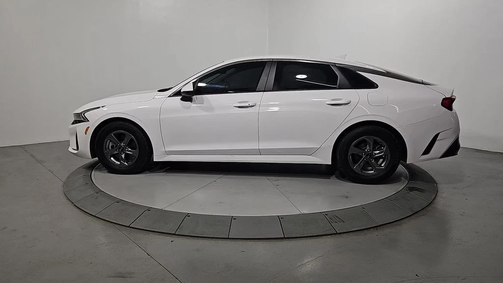 2021 Kia Optima/K5 - Image 2 of 12
