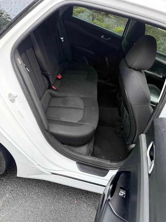 2021 Kia Optima/K5 - Image 10 of 12