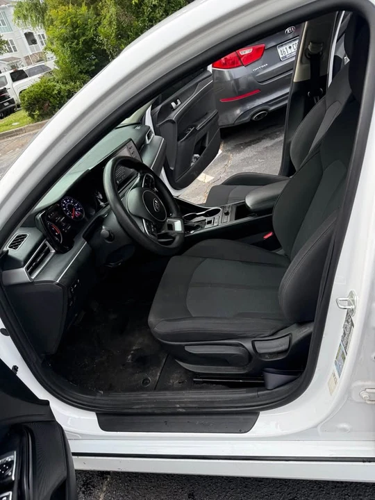 2021 Kia Optima/K5 - Image 9 of 12