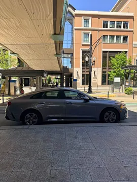2021 Kia K5 LXS Sedan 4D