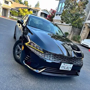 2021 Kia K5 LXS Sedan 4D