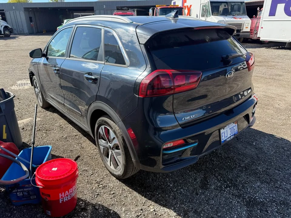 2021 Kia Niro - Image 4 of 5