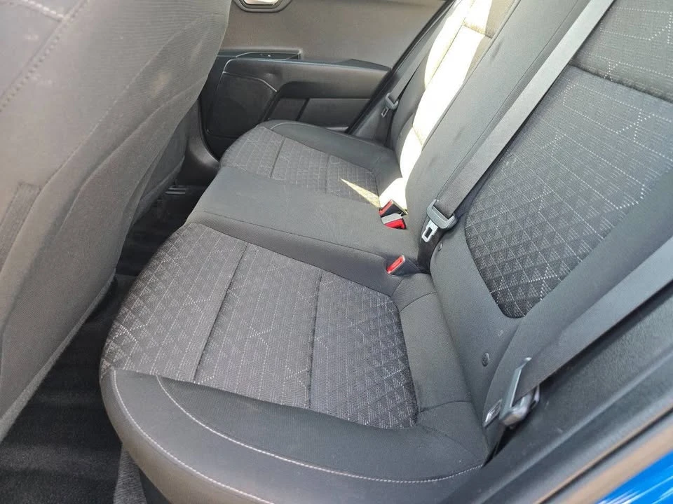 2021 Kia Rio - Image 7 of 11