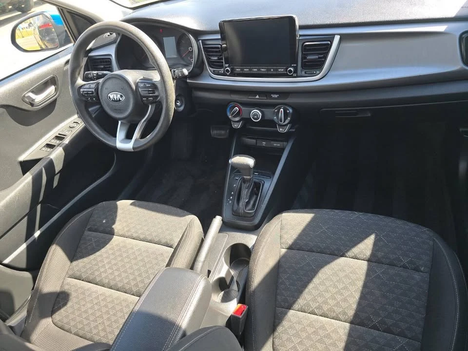 2021 Kia Rio - Image 8 of 11