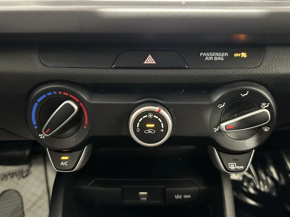2021 Kia Rio - Image 18 of 21