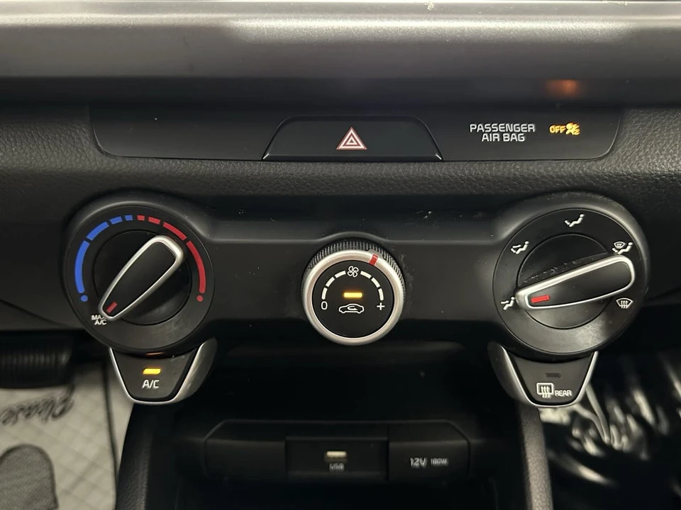 2021 Kia Rio - Image 18 of 21
