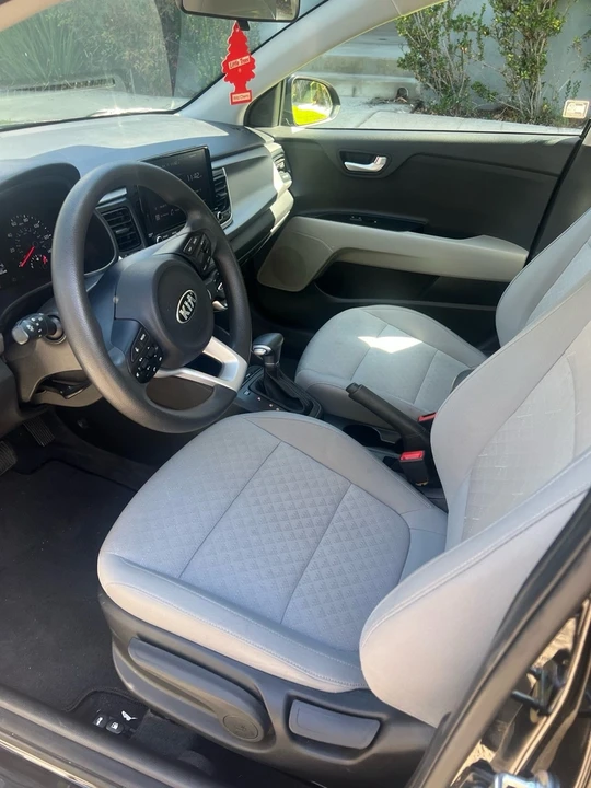 2021 Kia Rio - Image 7 of 8