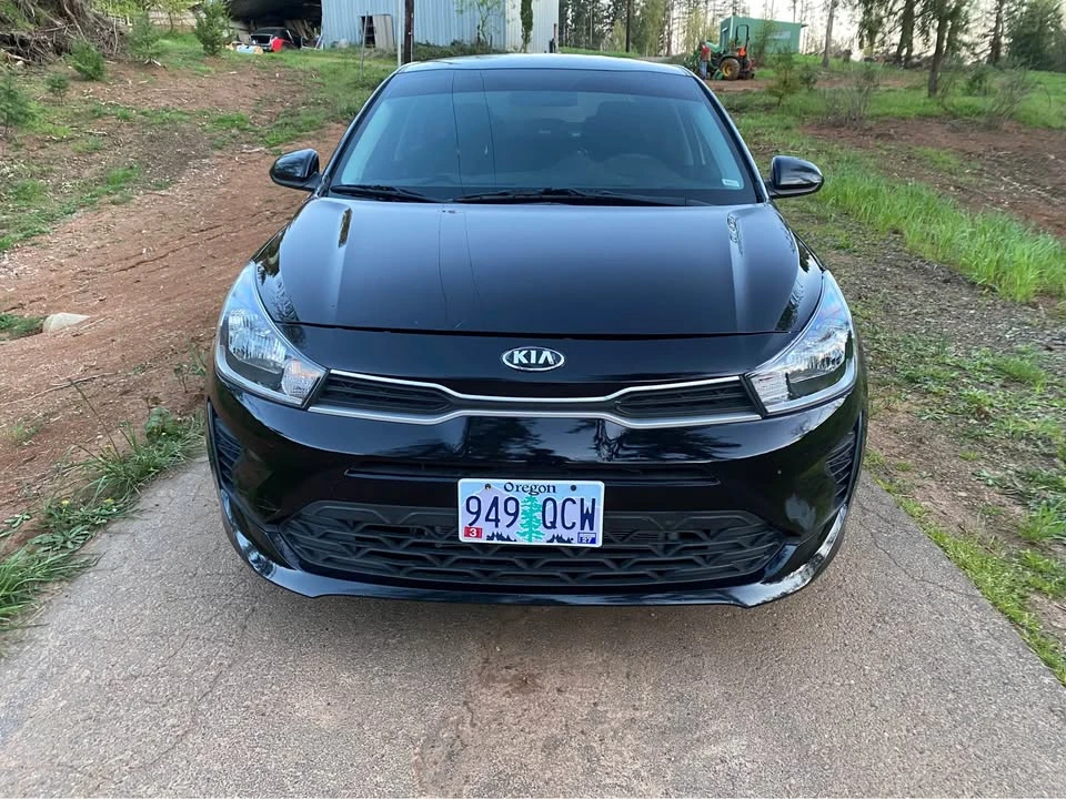 2021 Kia Rio - Image 2 of 12