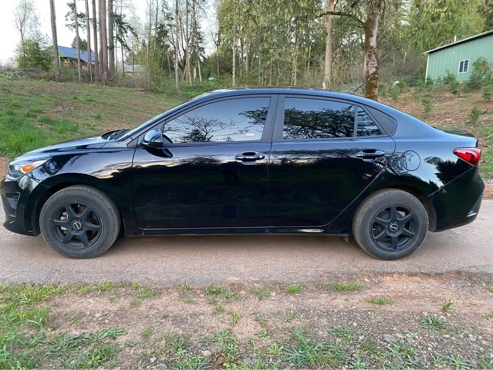 2021 Kia Rio - Image 4 of 12