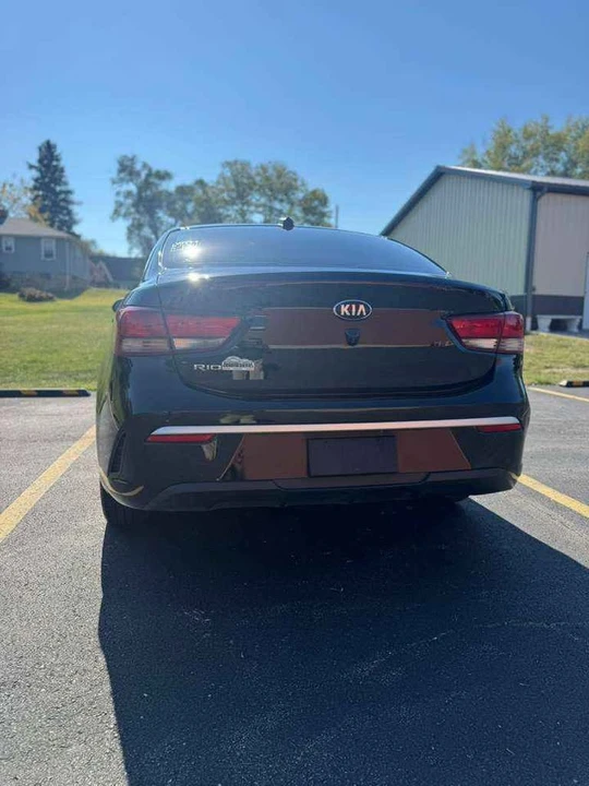 2021 Kia Rio - Image 14 of 17