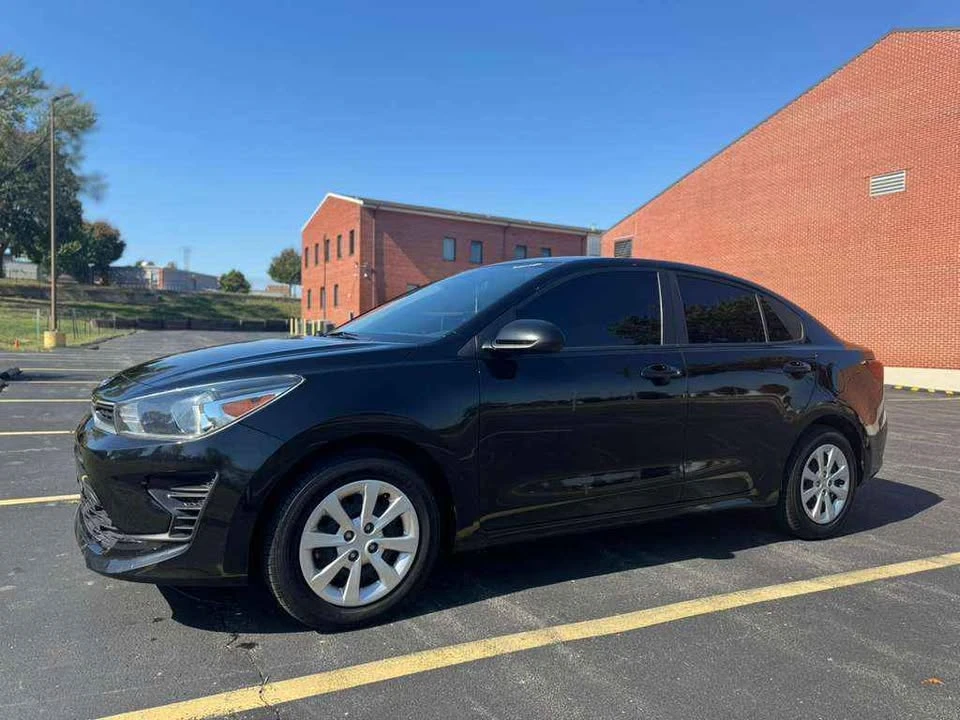 2021 Kia Rio - Image 16 of 17