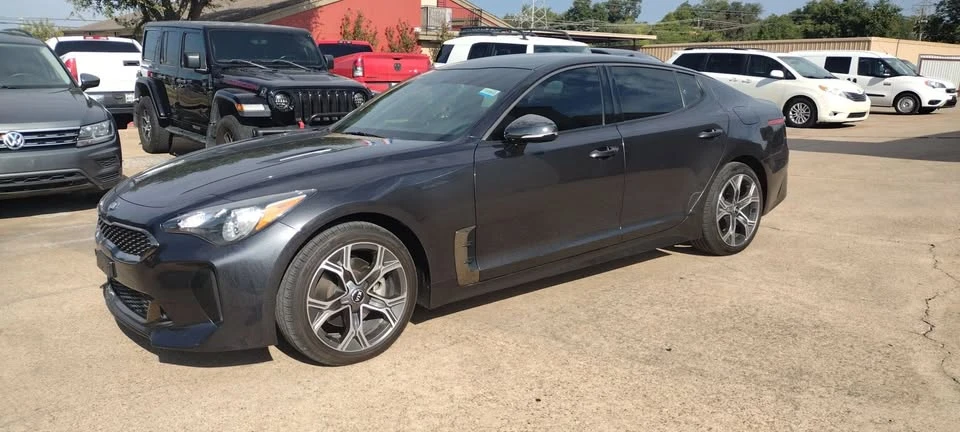 2021 Kia Stinger - Image 3 of 11
