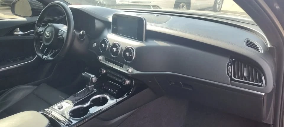 2021 Kia Stinger - Image 11 of 11
