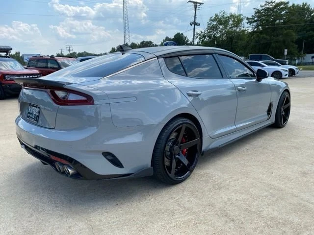 2021 Kia Stinger GT - Image 10 of 16