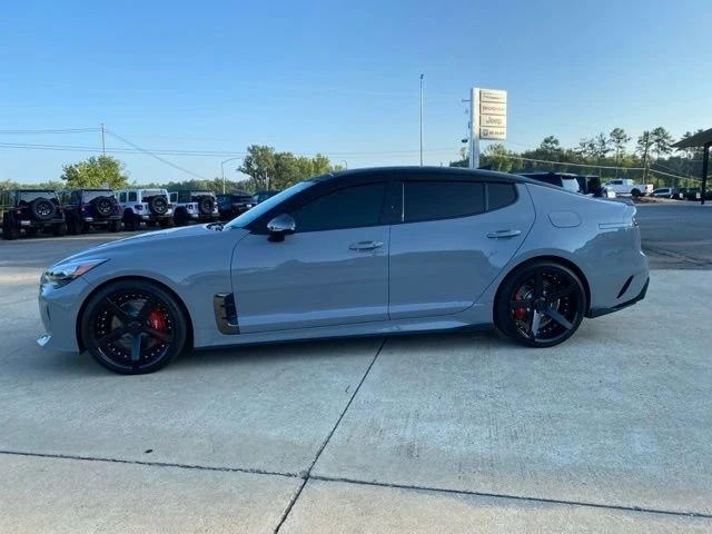 2021 Kia Stinger GT - Image 15 of 16