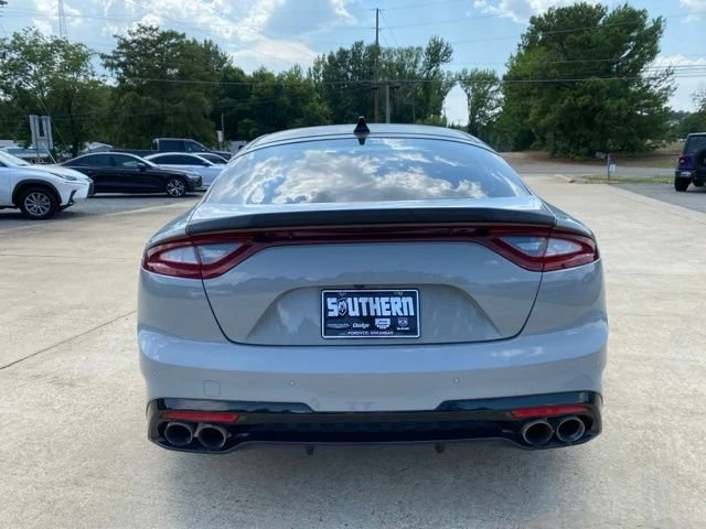 2021 Kia Stinger GT - Image 9 of 16