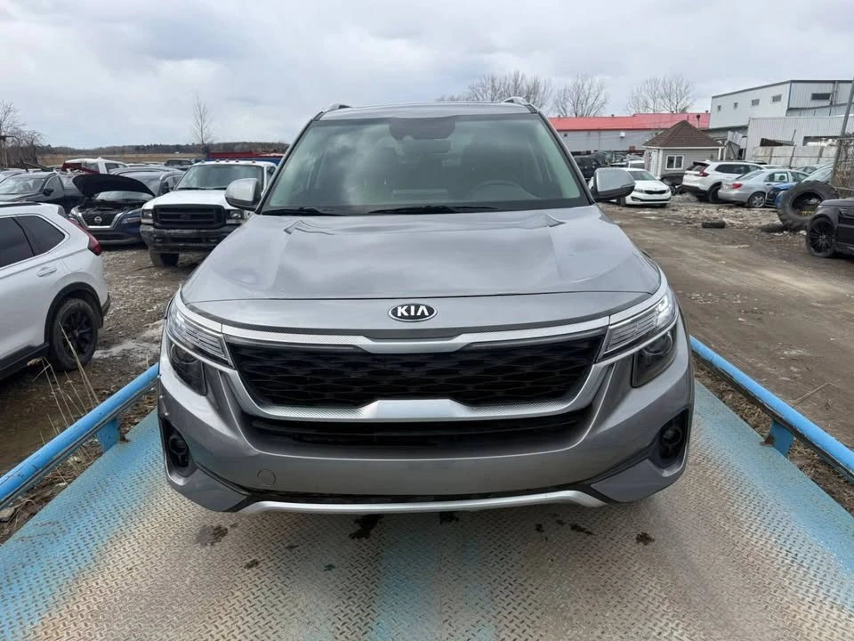 2021 Kia Seltos - Image 2 of 12