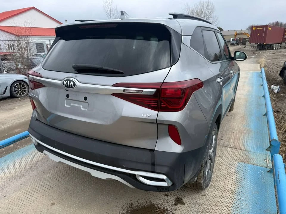 2021 Kia Seltos - Image 4 of 12
