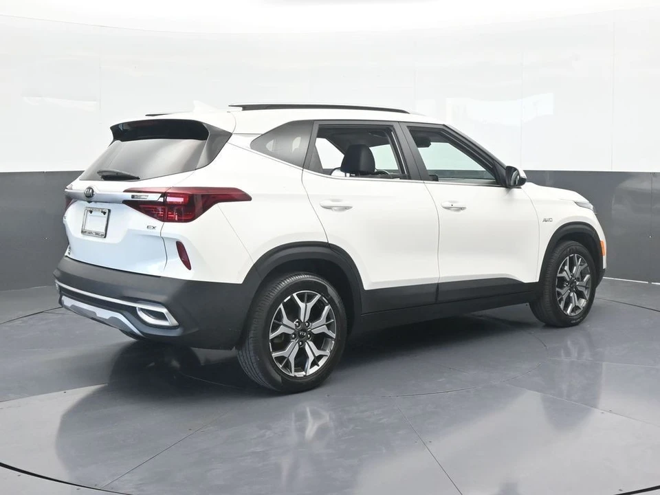 2021 Kia Seltos - Image 6 of 12