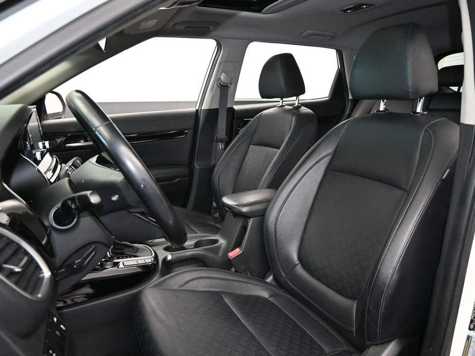 2021 Kia Seltos - Image 10 of 12