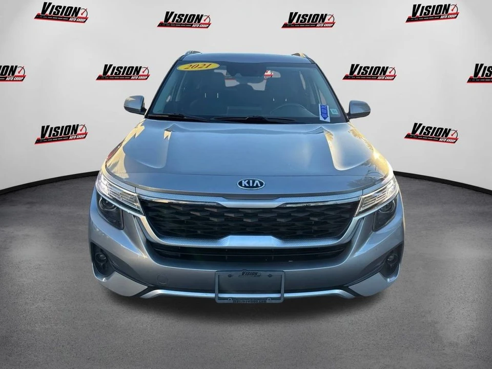 2021 Kia Seltos - Image 2 of 12