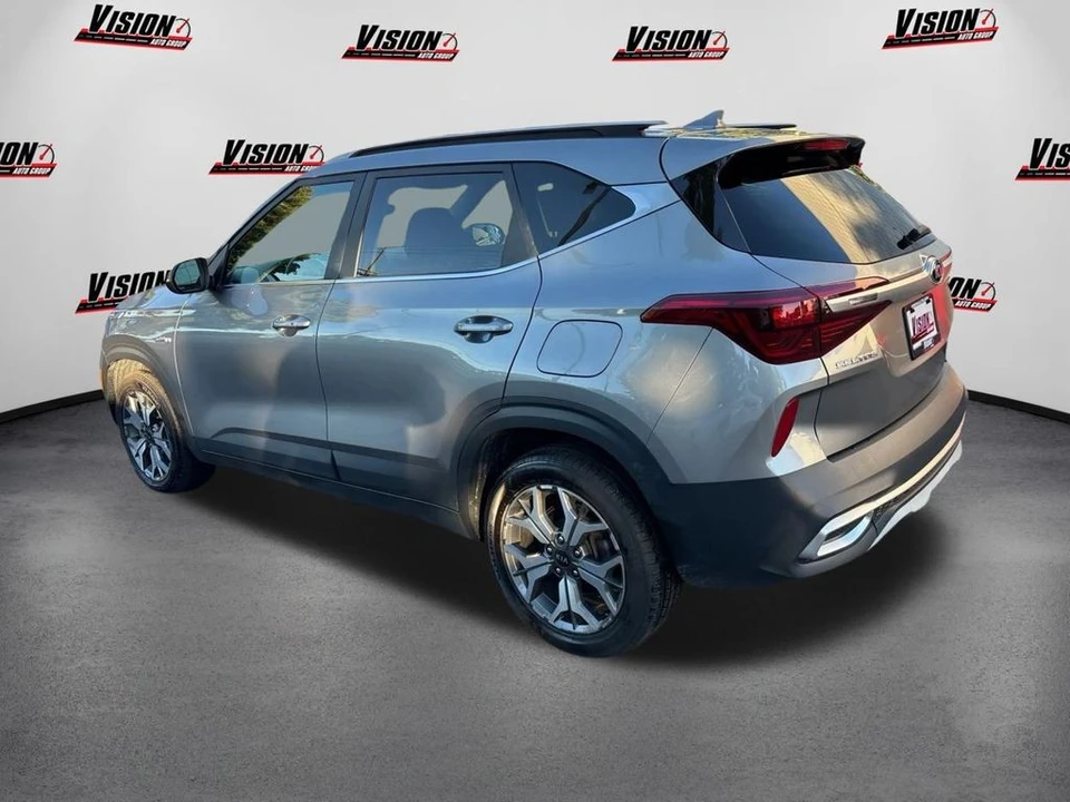 2021 Kia Seltos - Image 7 of 12