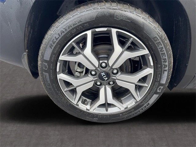 2021 Kia Seltos - Image 10 of 21