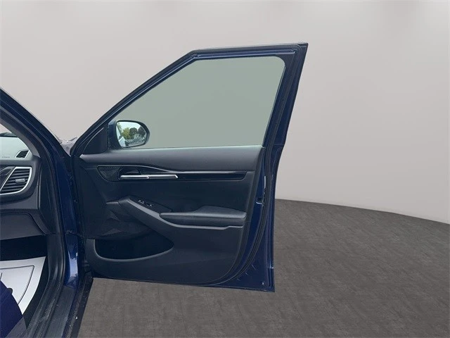 2021 Kia Seltos - Image 16 of 21