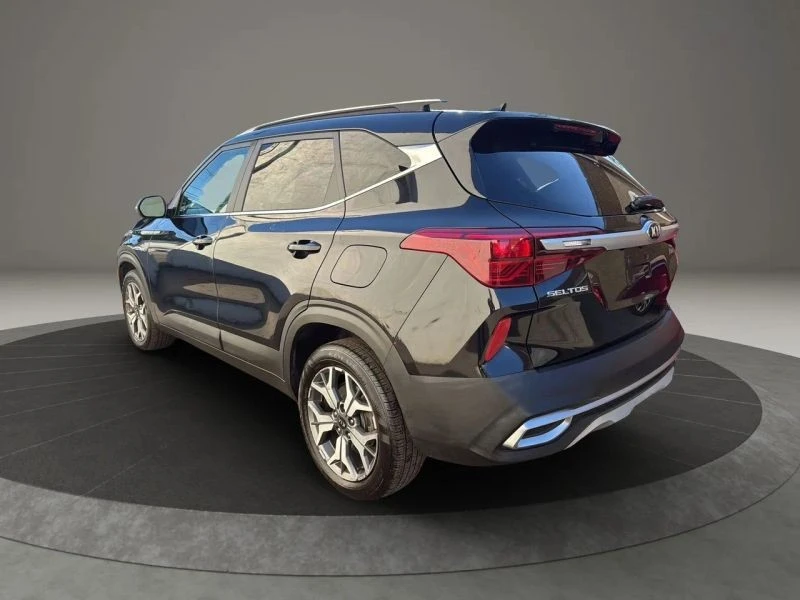 2021 Kia Seltos - Image 7 of 12