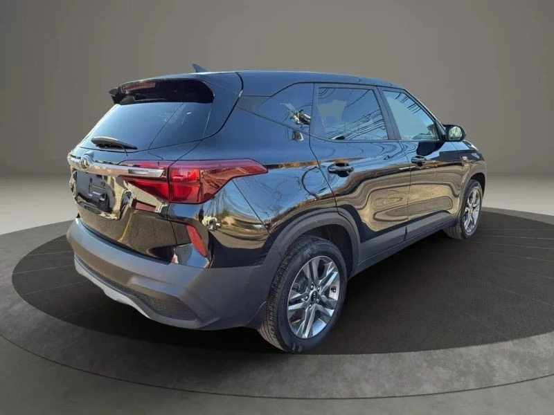 2021 Kia Seltos - Image 5 of 12