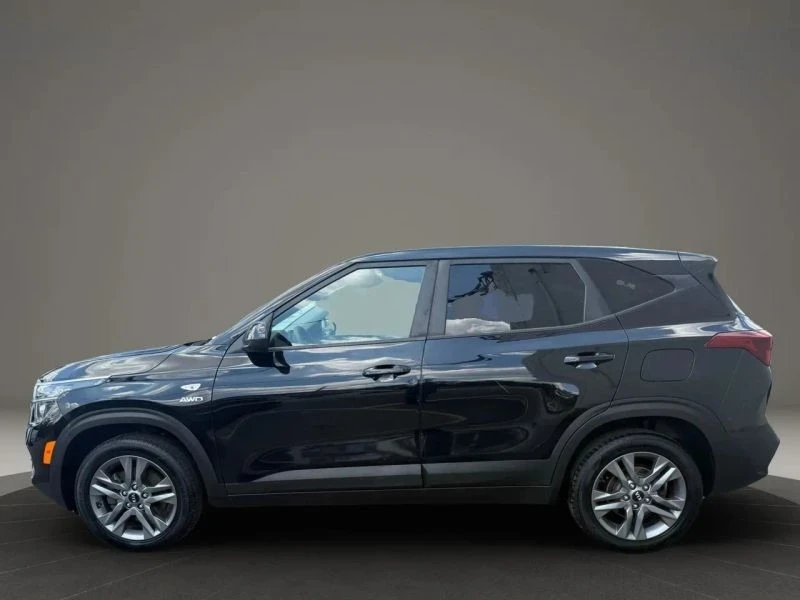 2021 Kia Seltos - Image 8 of 12