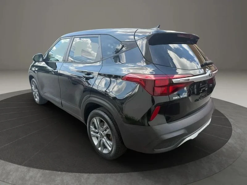 2021 Kia Seltos - Image 7 of 12
