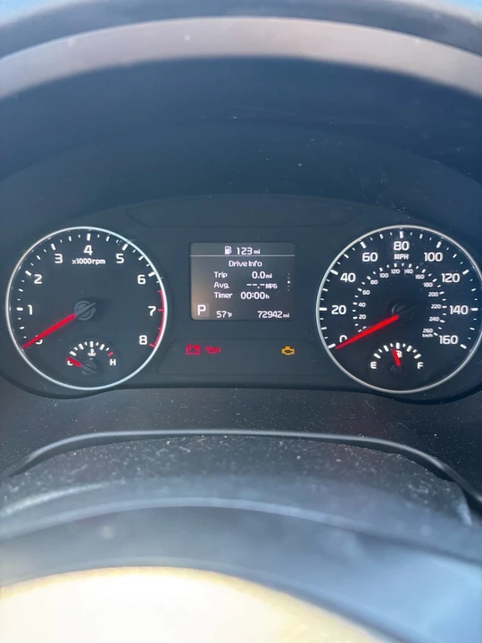 2021 Kia Seltos - Image 6 of 10