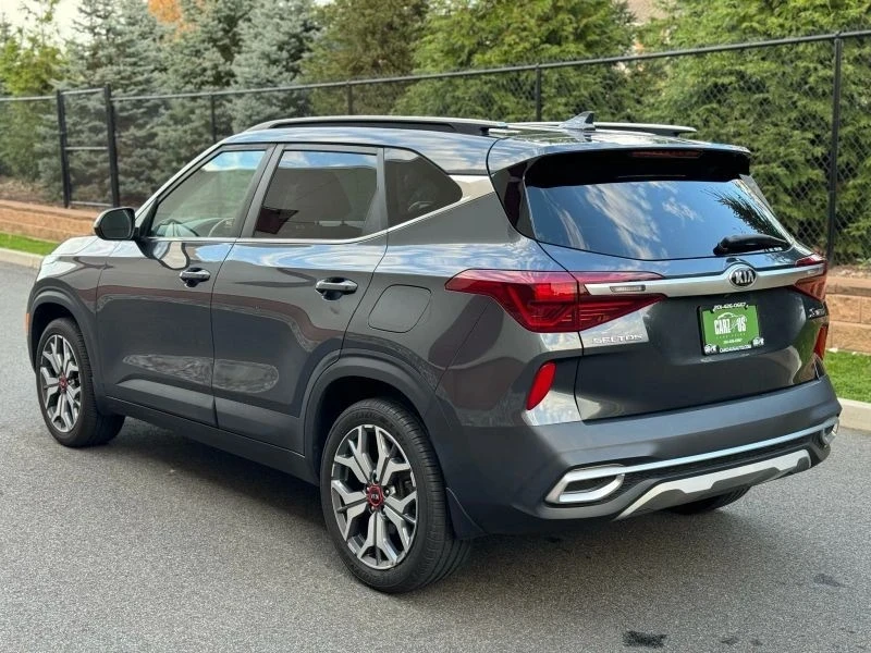 2021 Kia Seltos - Image 10 of 12