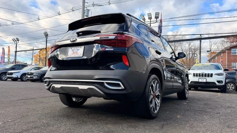 2021 Kia Seltos - Image 7 of 12
