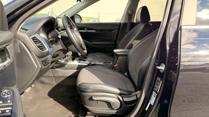 2021 Kia Seltos - Image 10 of 12