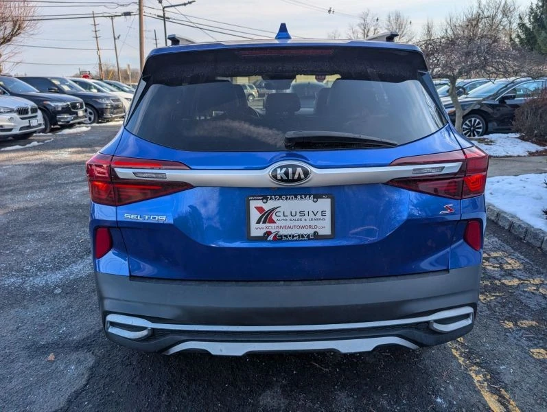 2021 Kia Seltos - Image 5 of 12