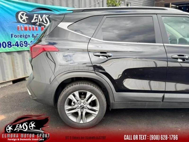 2021 Kia Seltos - Image 7 of 12