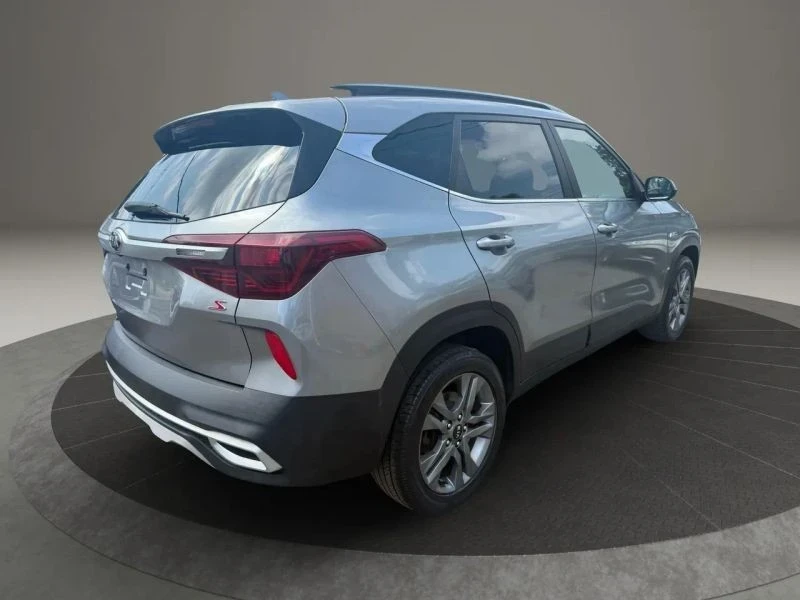 2021 Kia Seltos - Image 5 of 12