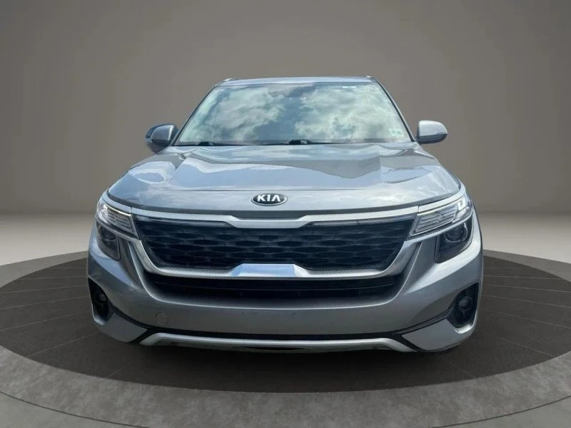 2021 Kia Seltos - Image 2 of 12