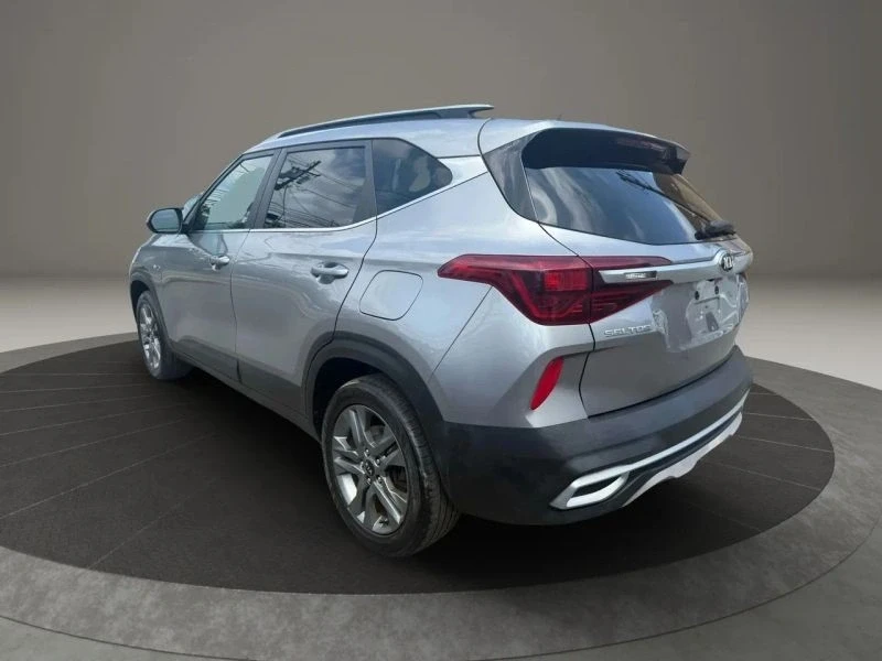 2021 Kia Seltos - Image 7 of 12